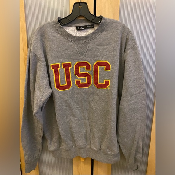 University of Southern California sweatshirt size small - Picture 1 of 8